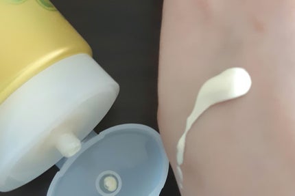 サンカットR トーンアップUV エッセンス/サンカット®/日焼け止めローションを使ったクチコミ(4枚目)