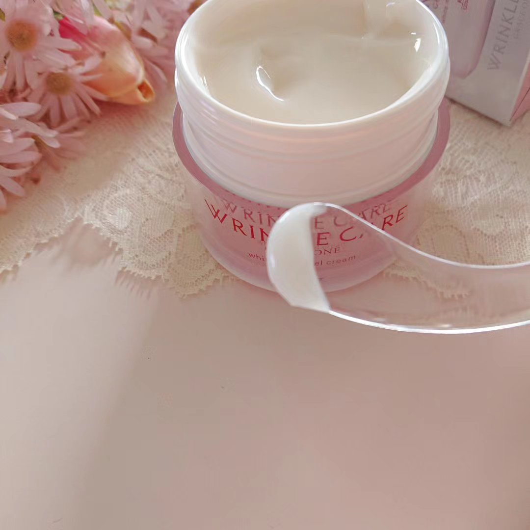 リンクルケア ホワイト モイストジェルクリーム/グレイスワン/オールインワン化粧品を使ったクチコミ（3枚目）