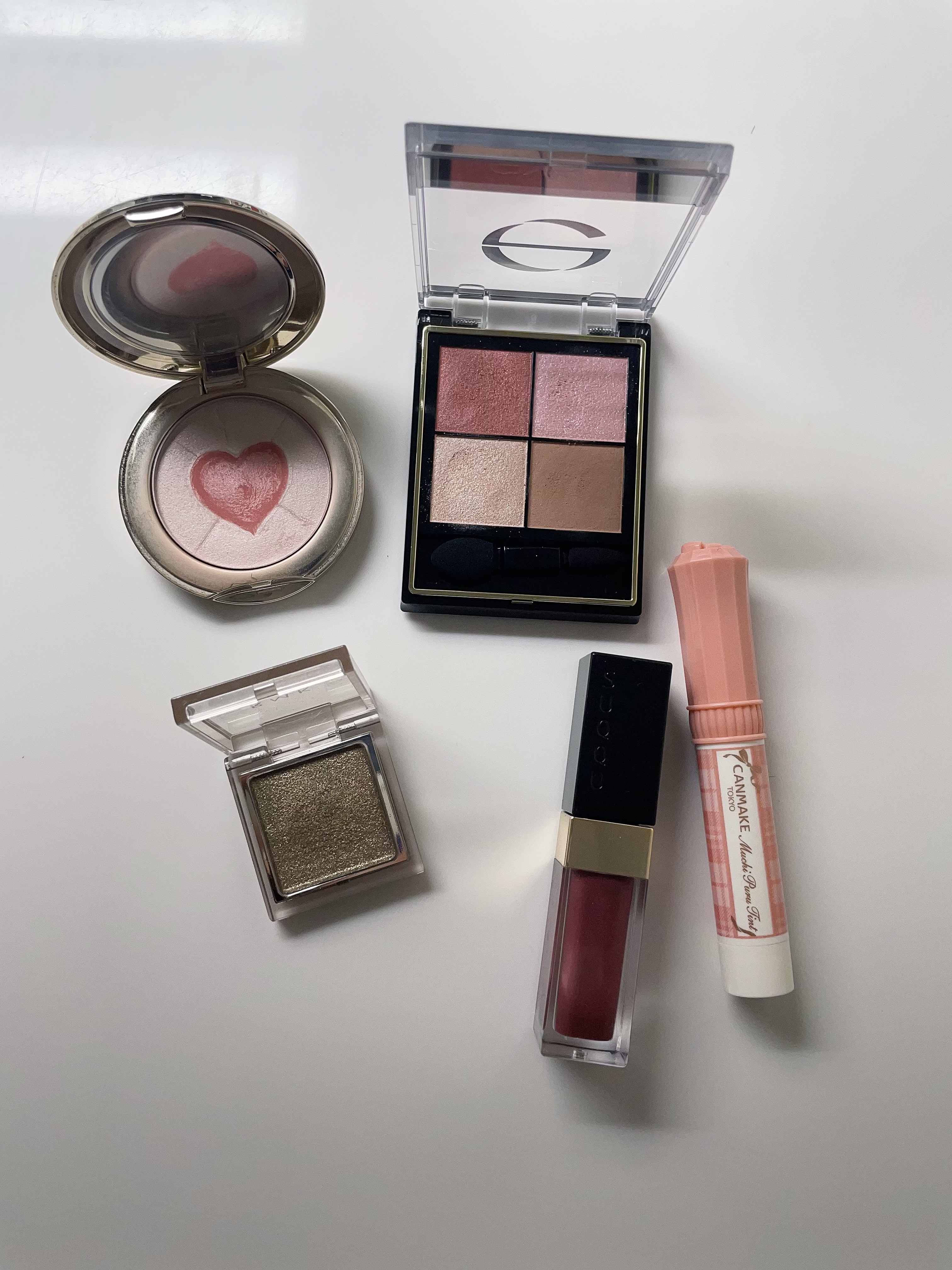 インジーニアス パウダーアイズ N/RMK/単色アイシャドウを使ったクチコミ（3枚目）