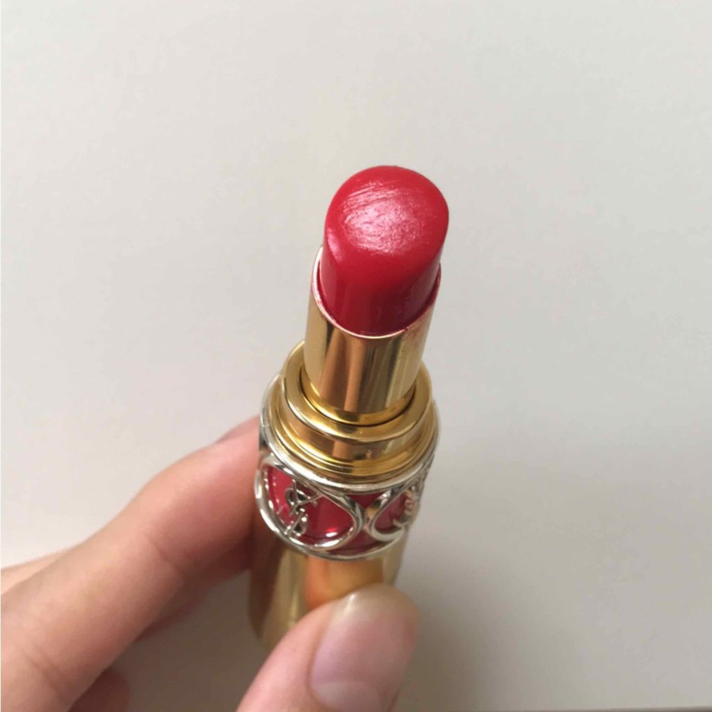 ルージュ ヴォリュプテ シャイン/YVES SAINT LAURENT BEAUTE/口紅を使ったクチコミ（2枚目）