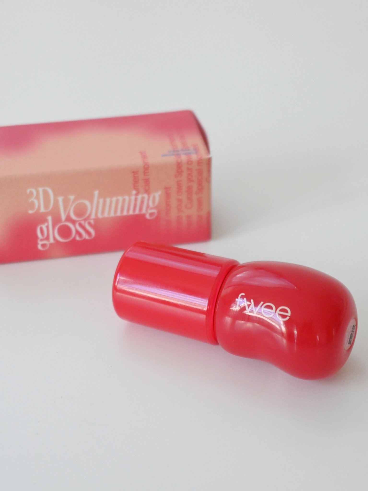 フィー 3Dボリューミンググロス/fwee/リップグロスを使ったクチコミ（1枚目）