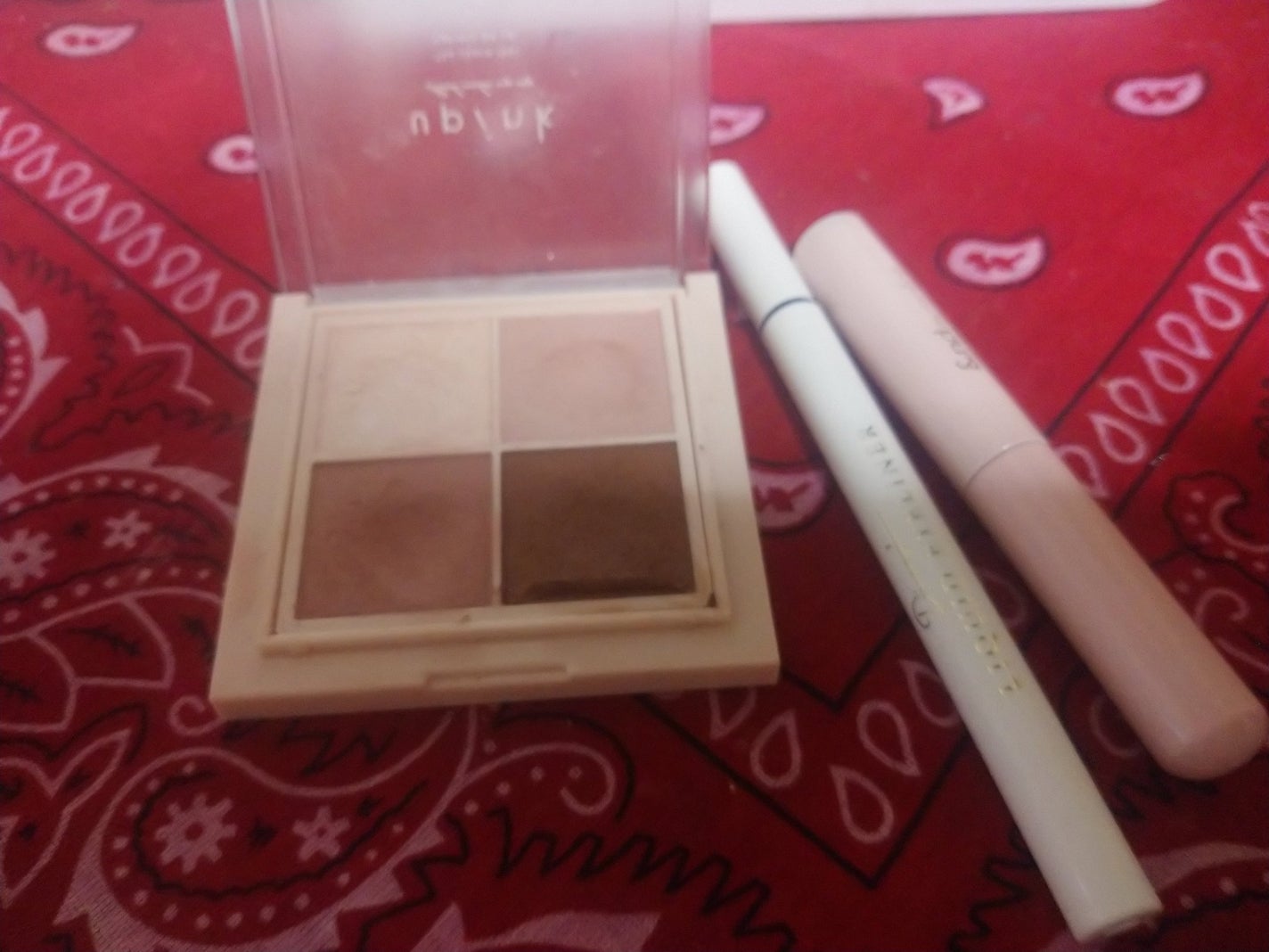 シャインオンステージアイパレット/upink/アイシャドウパレットを使ったクチコミ(1枚目)