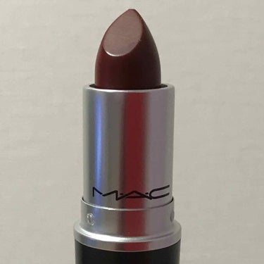 マック マット リップスティック 3g スタディッド キス (STUDDED KISS ) M.A.C MATTE LIPSTICK


言わずと知れたMACの口紅💄

この色はプレゼントで貰ったのです