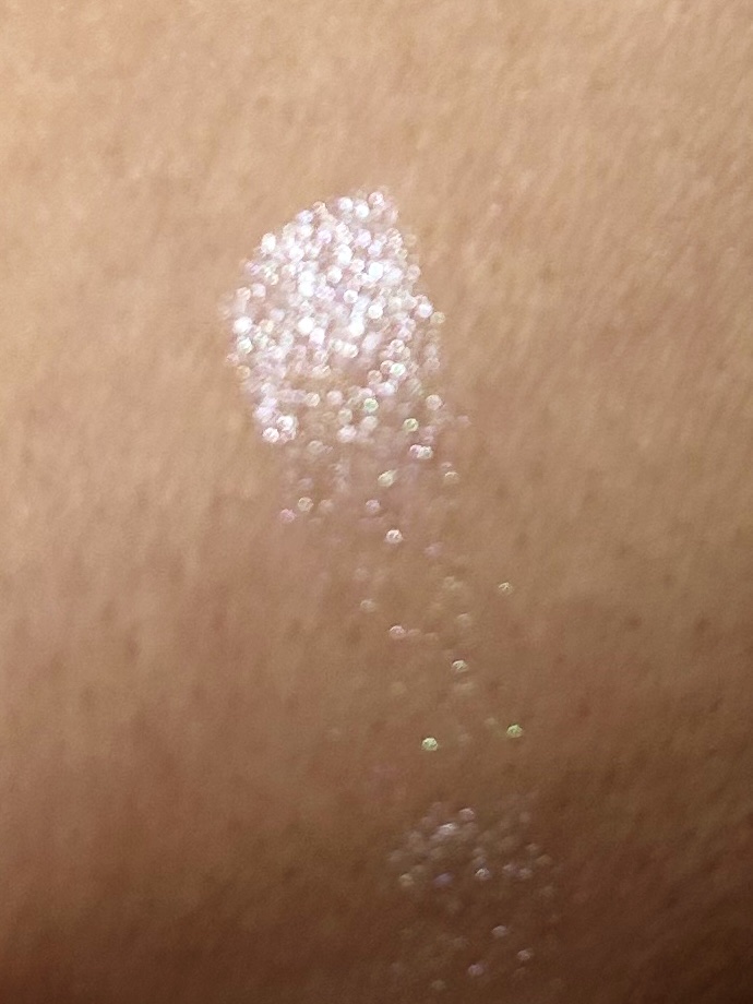 むにゅっとハイライター/キャンメイク/クリームハイライトを使ったクチコミ（3枚目）