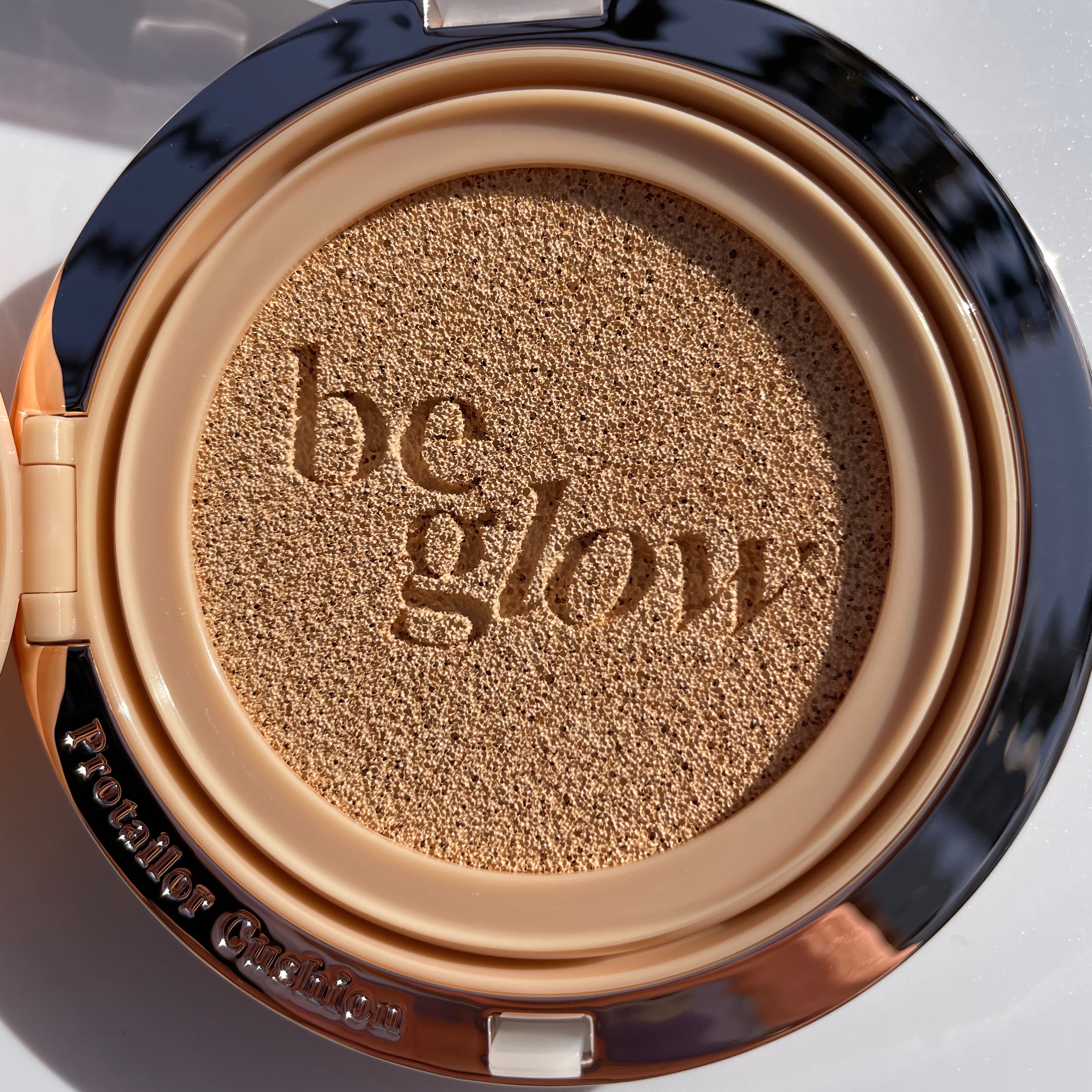 プロテーラービーグロウクッションニュークラス ゴールデンアワーエディション[SPF42PA++]/espoir/クッションファンデーションを使ったクチコミ（3枚目）