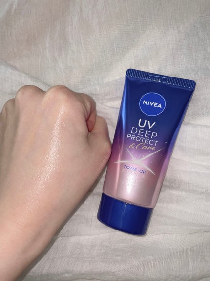 ニベアUV ディープ プロテクト&ケア トーンアップ エッセンス/ニベア/日焼け止めローションを使ったクチコミ(4枚目)