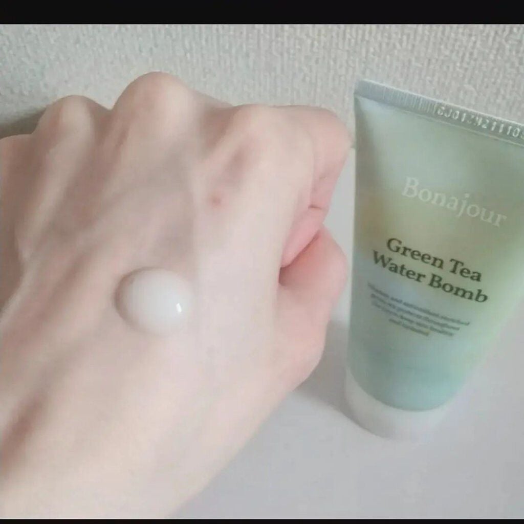 グリーンティーウォーターボム/Bonajour/フェイスクリームを使ったクチコミ(2枚目)