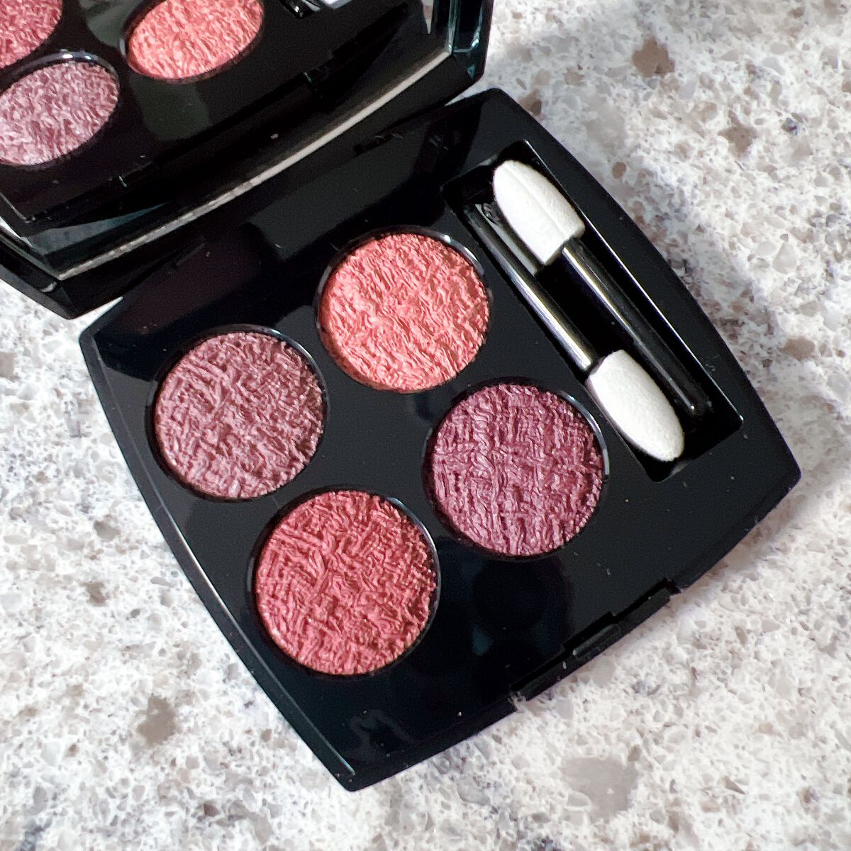 レ キャトル オンブル ツイード/CHANEL/アイシャドウパレットを使ったクチコミ（2枚目）