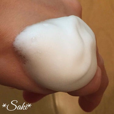 ビオレu ザ ボディ 泡タイプ ブリリアントブーケの香りのクチコミ「#オリジナルイラスト

こんにちは😊

ボディタオルを洗う手間がなく
簡単だし、
お肌のために.....」（2枚目）