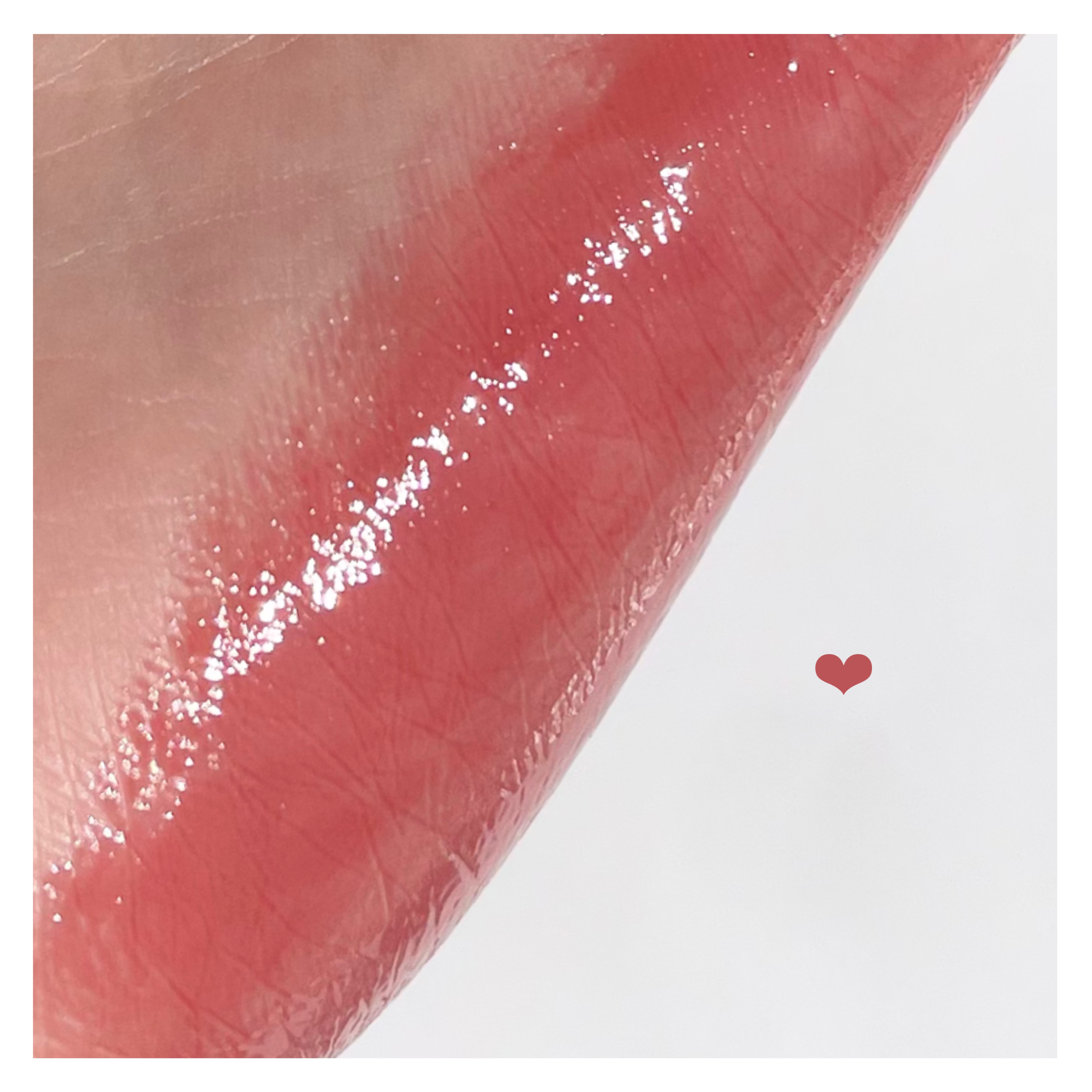 ボンディンググロウリップスティック/Laka/口紅を使ったクチコミ（1枚目）