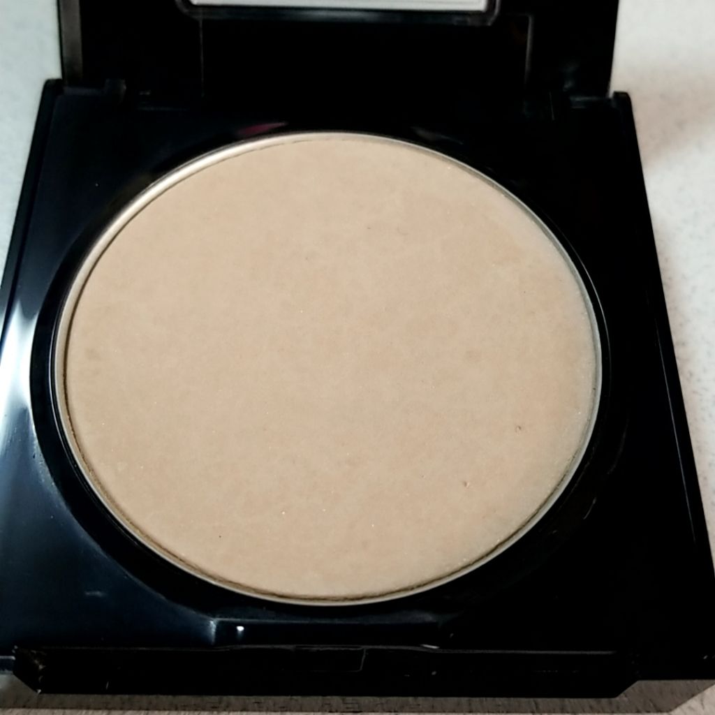 フィットミー パウダー M 220/MAYBELLINE NEW YORK/プレストパウダーを使ったクチコミ（2枚目）