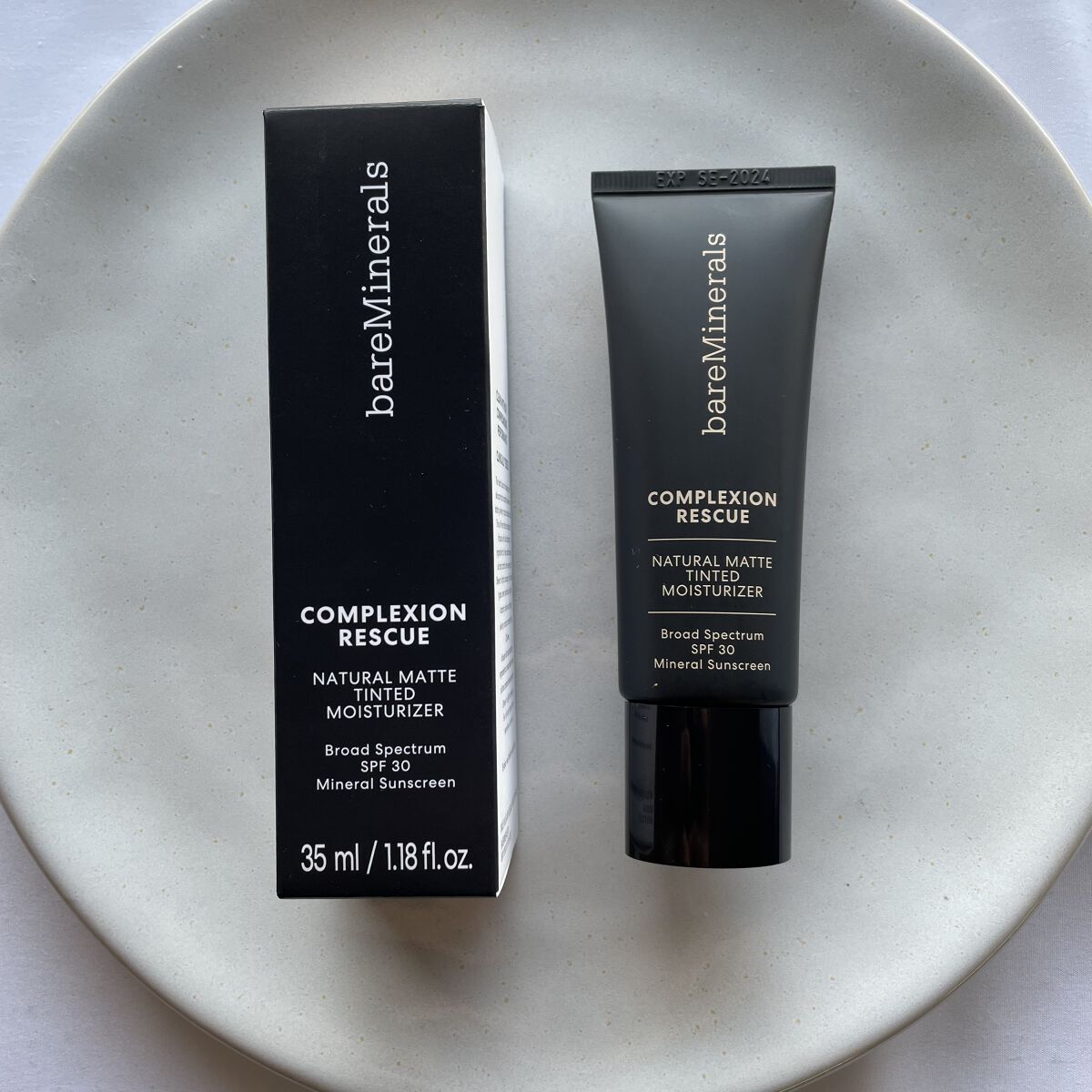 CR ナチュラル マット モイスチャライザー/bareMinerals/クリーム・エマルジョンファンデーションを使ったクチコミ（1枚目）