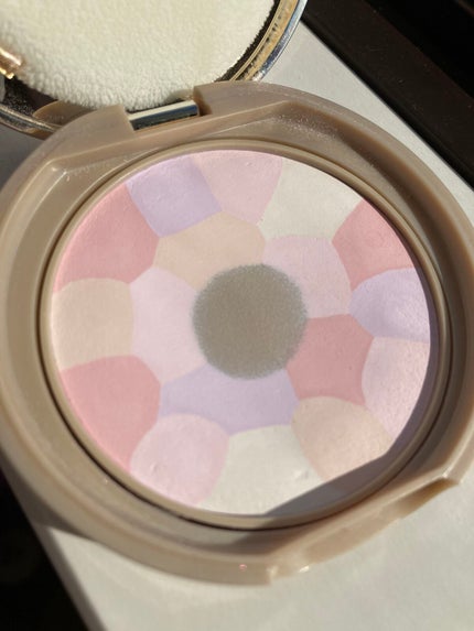 マシュマロフィニッシュパウダー ~Abloom~/キャンメイク/プレストパウダーを使ったクチコミ(1枚目)