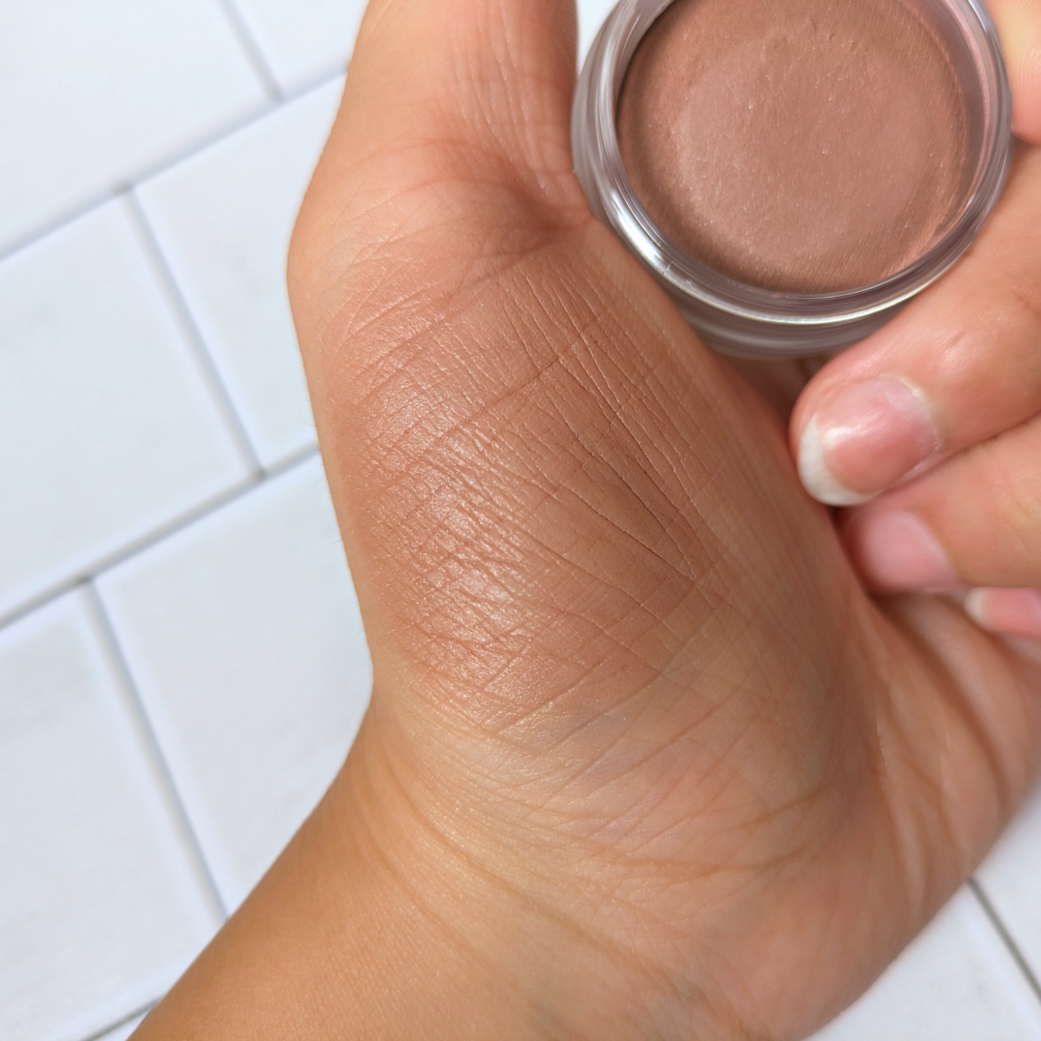 アイグロウジェム スキンシャドウ/DECORTÉ/ジェル・クリームアイシャドウを使ったクチコミ（2枚目）