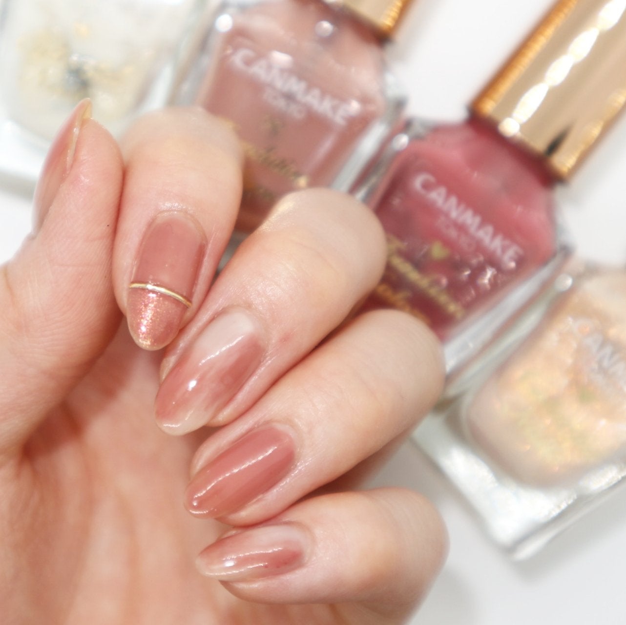 カラフルネイルズ/キャンメイク/マニキュアを使ったクチコミ(5枚目)