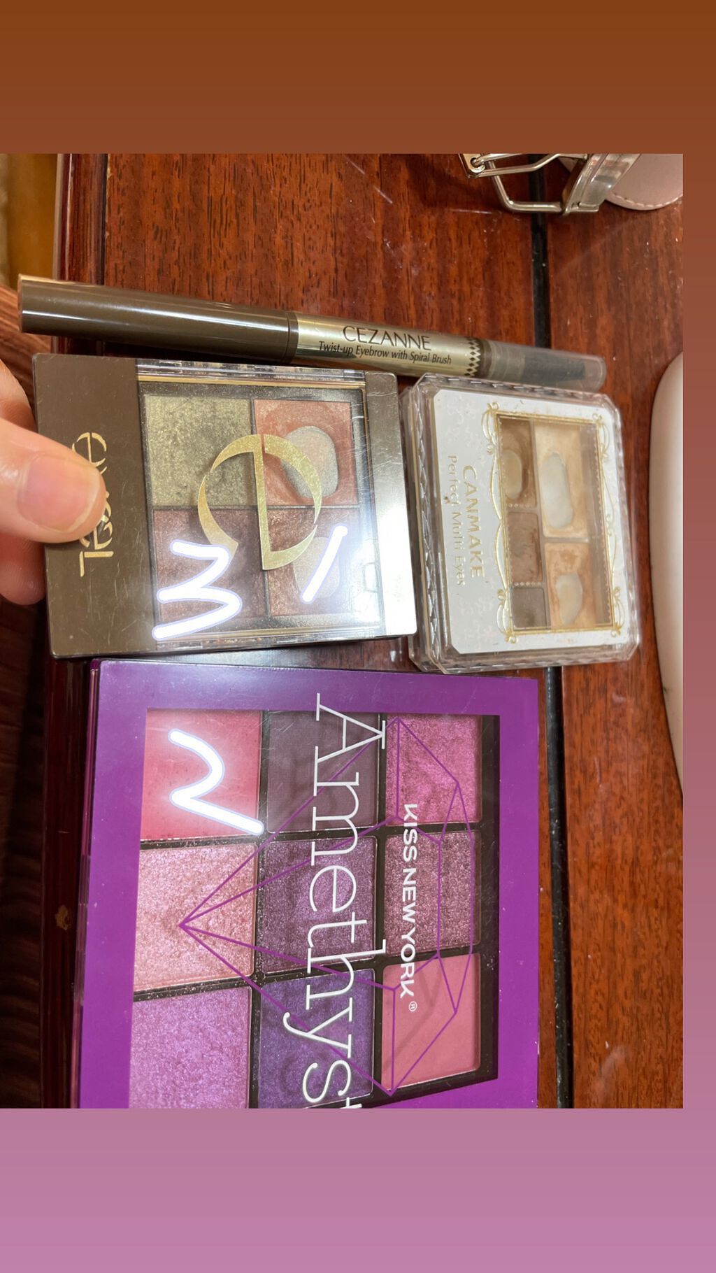 リアルクローズシャドウ/excel/アイシャドウパレットを使ったクチコミ(2枚目)