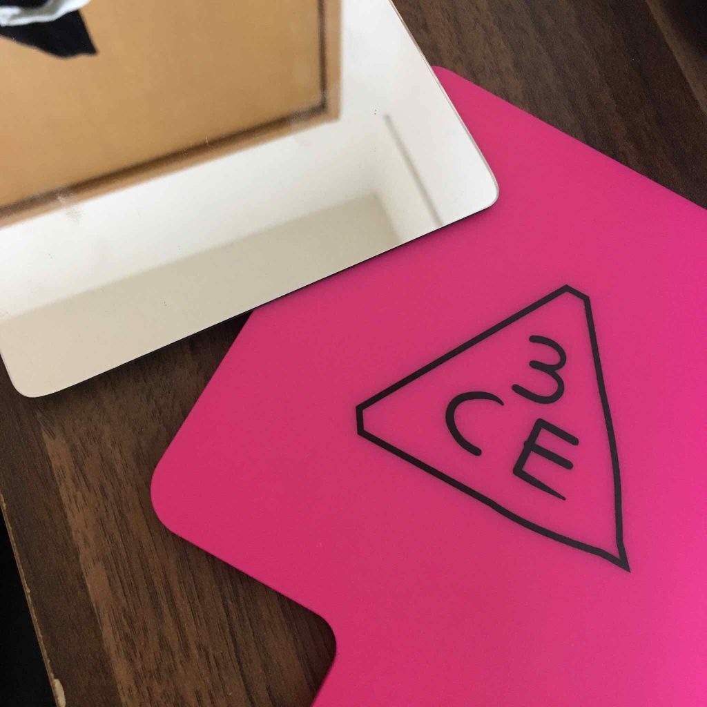 3CE スクエア ミニ ハンドミラー/3CE/その他化粧小物を使ったクチコミ(1枚目)