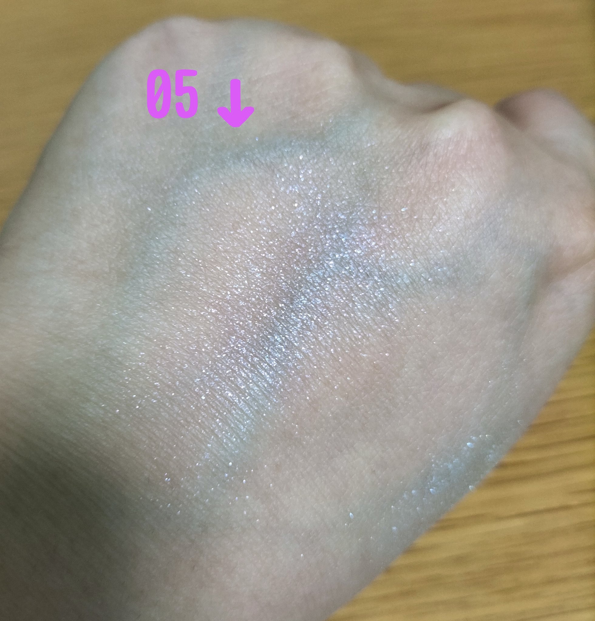 シングルカラーアイシャドウ/CEZANNE/単色アイシャドウを使ったクチコミ（2枚目）