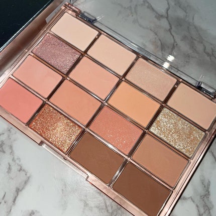 ソフトブラーリングアイパレット/wakemake/アイシャドウパレットを使ったクチコミ(4枚目)