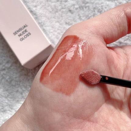 センシュアルヌードグロス/HERA/リップグロスを使ったクチコミ(4枚目)