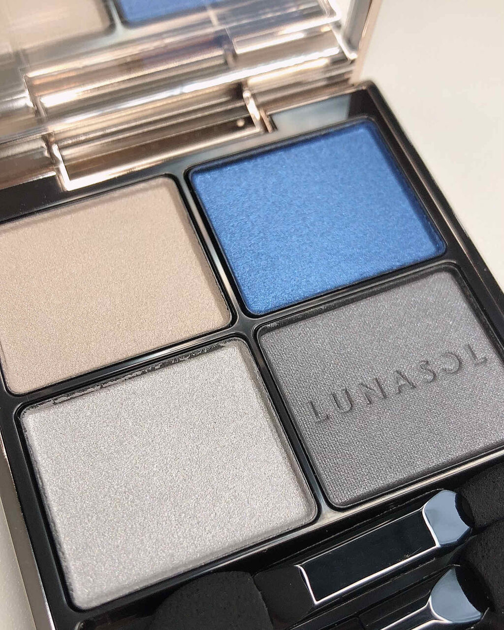 アイカラーレーション EX06 Russian Blue（限定発売）/LUNASOL/アイシャドウパレットを使ったクチコミ（1枚目）