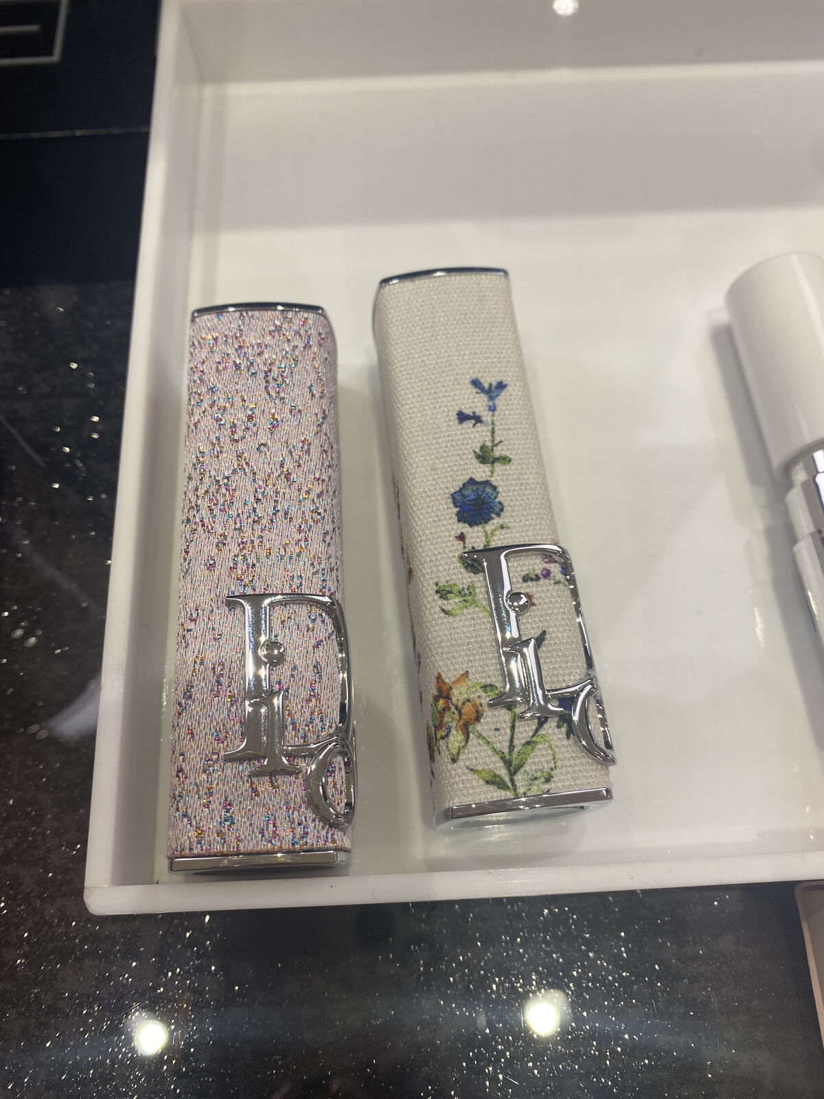 m＊さま専用　ミスディオール ローズバスボム　2個 DIOR】 ミス ディオール ローズ バスボム・入浴剤(数量限定品