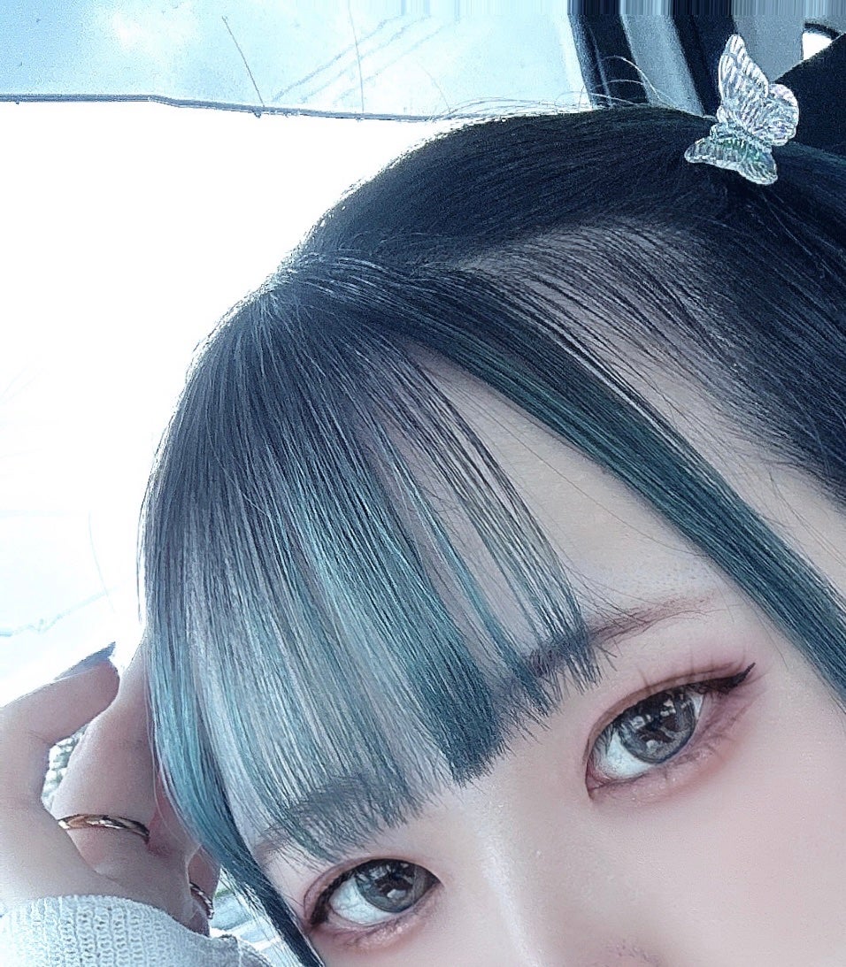 あむ on LIPS 「Diorのバックステージアイパレッド002が良すぎる話。現在青..」(1枚目)