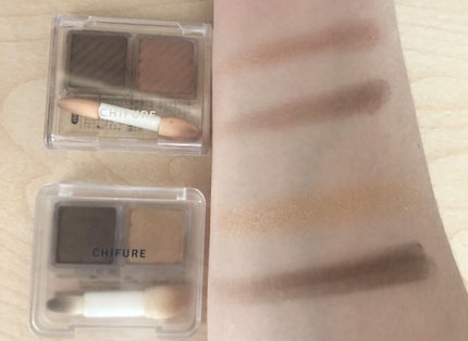 ツイン カラー アイシャドウ 05 ゴールド系/ちふれ/アイシャドウパレットを使ったクチコミ(2枚目)
