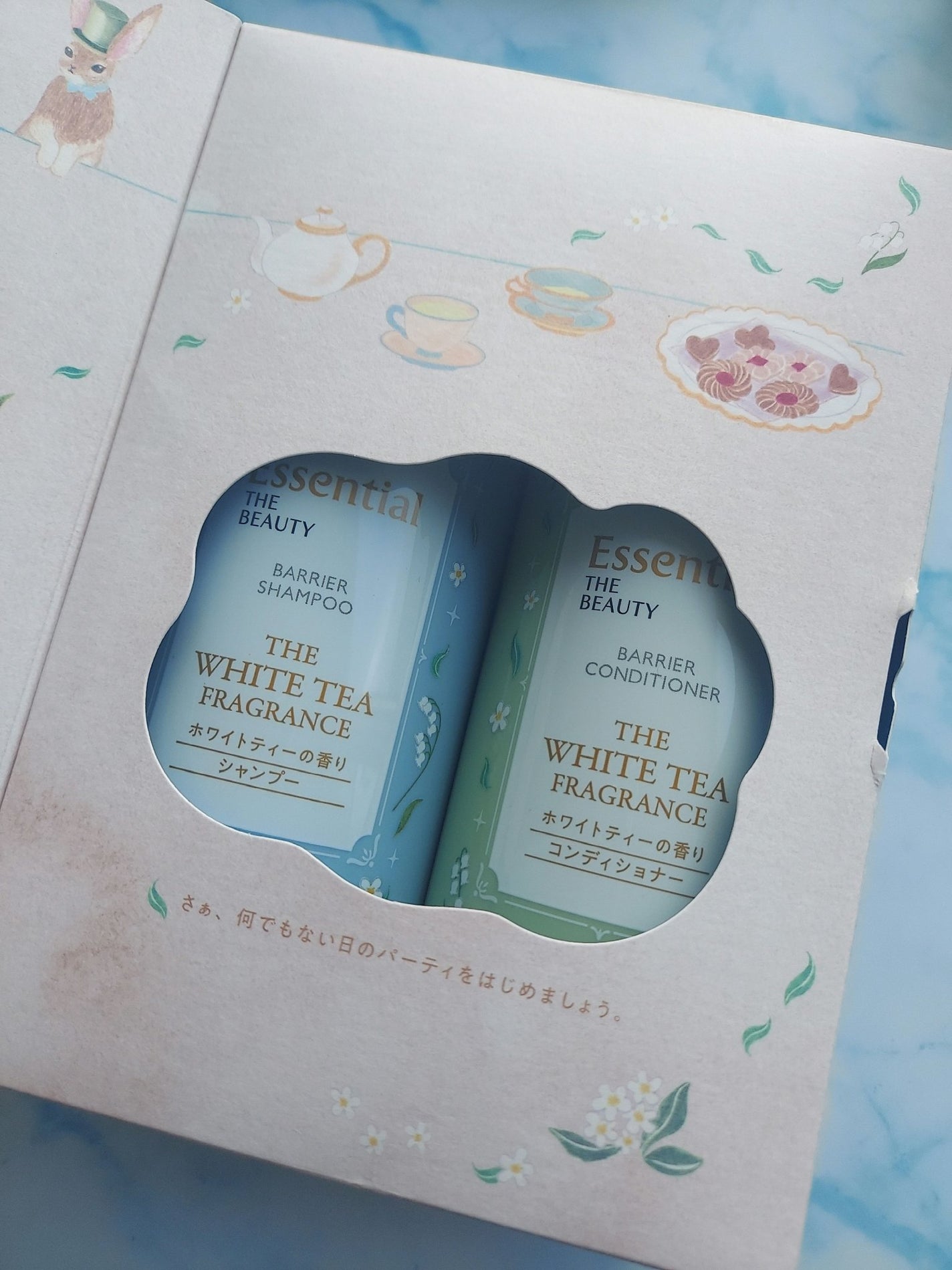 エッセンシャル ザビューティ 髪のキメ美容ウォータートリートメント ホワイトティーの香り/エッセンシャル/アウトバストリートメントを使ったクチコミ(2枚目)