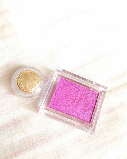 シャドーカスタマイズ/MAJOLICA MAJORCA/単色アイシャドウを使ったクチコミ(2枚目)