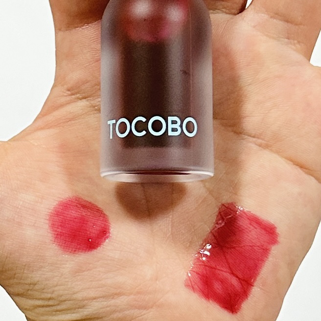 ジューシーベリープランピングリップオイル/TOCOBO/リップグロスを使ったクチコミ（2枚目）