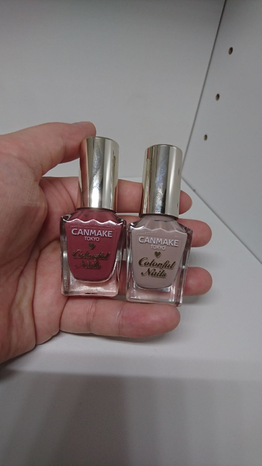 カラフルネイルズ/キャンメイク/マニキュアを使ったクチコミ（1枚目）