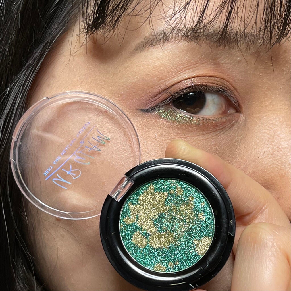 URGLAM SPARKLE EYESHADOW/U R GLAM/単色アイシャドウを使ったクチコミ(3枚目)