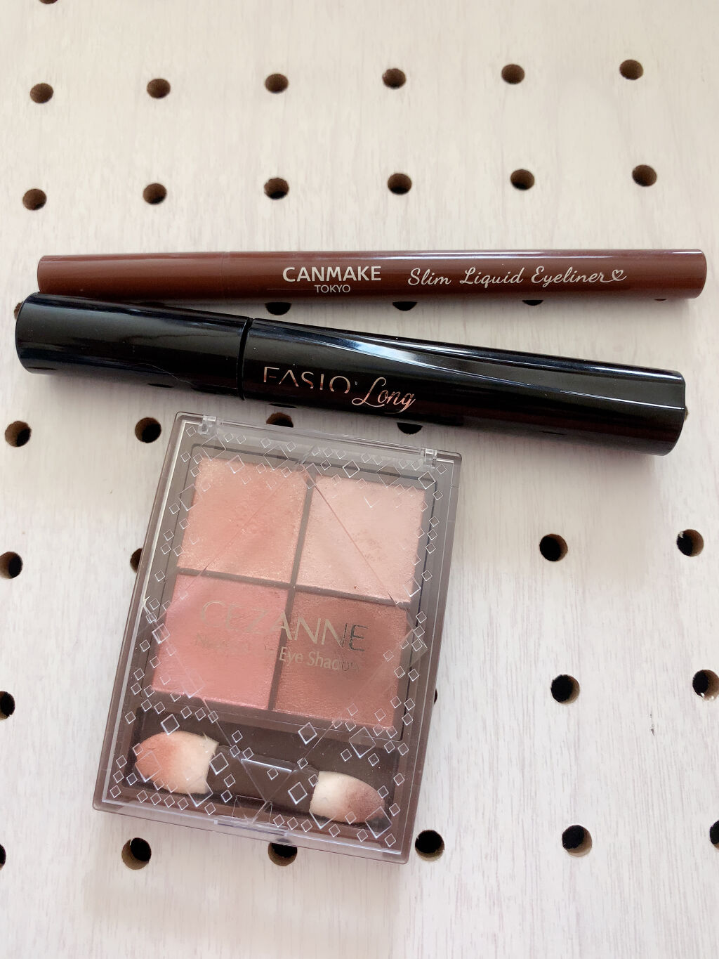 ニュアンスオンアイシャドウ/CEZANNE/アイシャドウパレットを使ったクチコミ（2枚目）