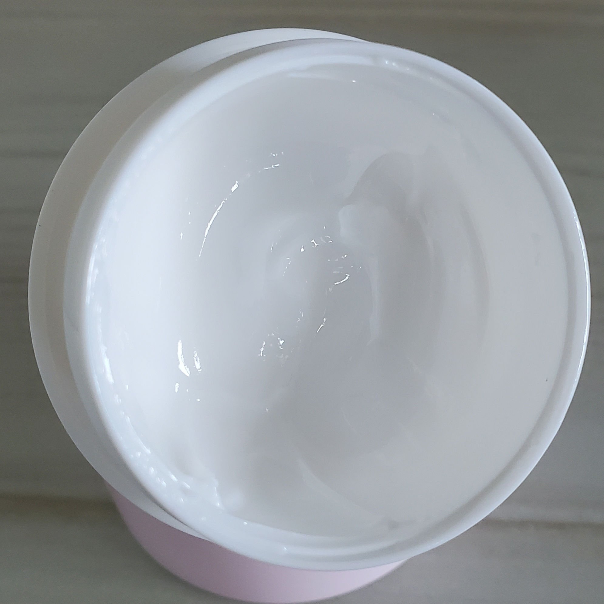 乾燥さん 薬用しっとりクリーム 【医薬部外品】/乾燥さん/フェイスクリームを使ったクチコミ（2枚目）