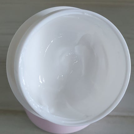 乾燥さん 薬用しっとりクリーム 【医薬部外品】/乾燥さん/フェイスクリームを使ったクチコミ(2枚目)