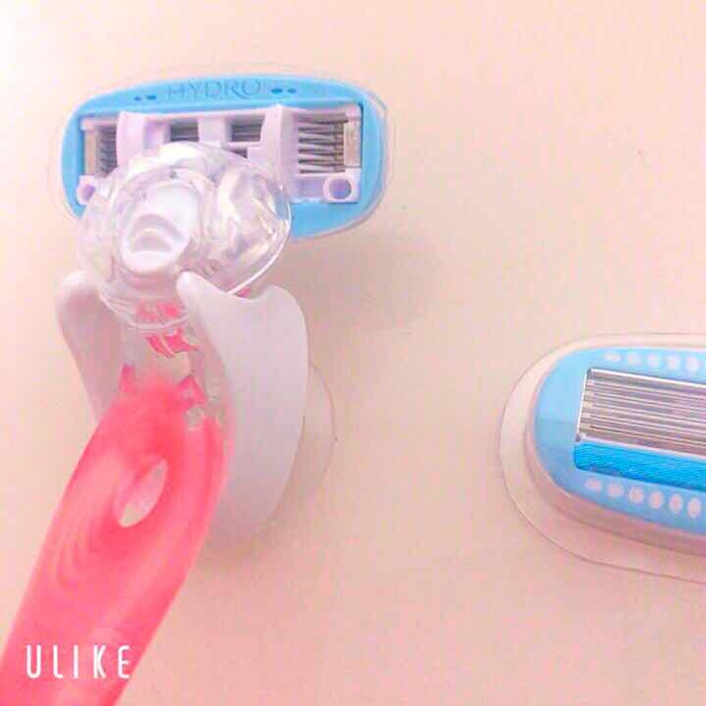 ハイドロシルク ホルダー （刃付き＋替刃１コ）/ハイドロシルク/シェーバーを使ったクチコミ（3枚目）