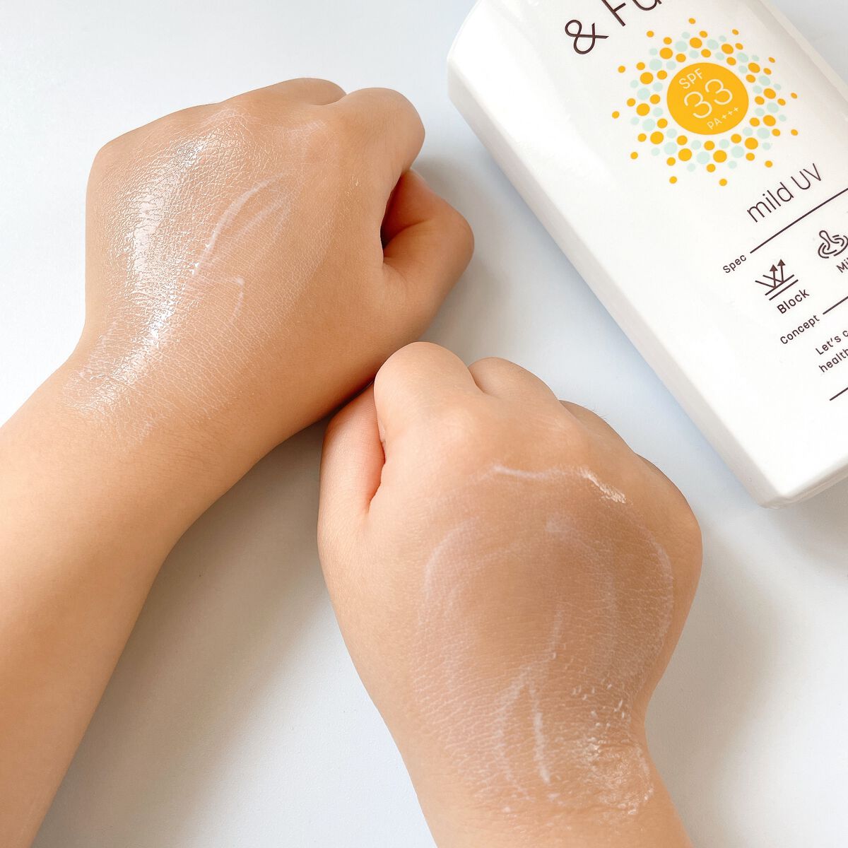 マイルドUV SPF33 PA＋＋＋/＆ Fam/日焼け止めジェルを使ったクチコミ（3枚目）