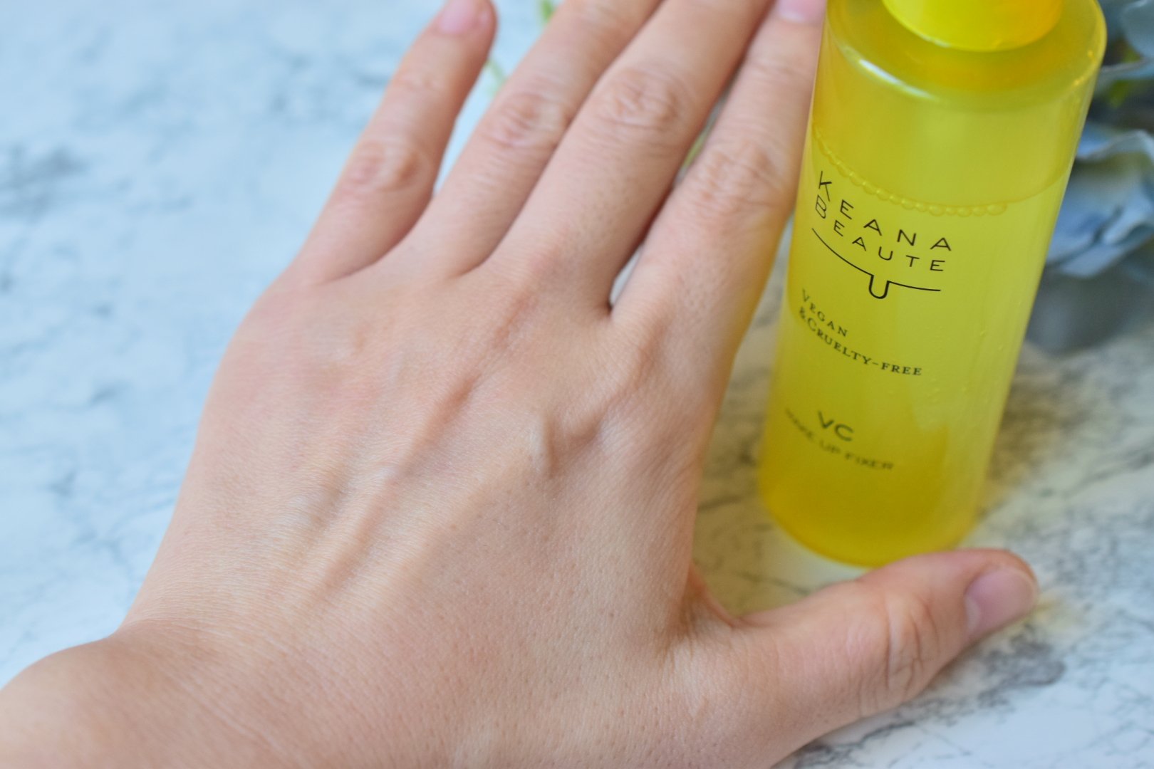 ケアナボーテ 毛穴肌メイクアップフィクサーVC/明色/ミスト状化粧水を使ったクチコミ（3枚目）