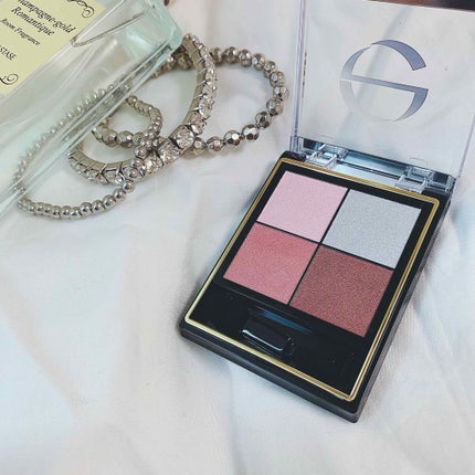 リアルクローズシャドウ/excel/アイシャドウパレットを使ったクチコミ(2枚目)