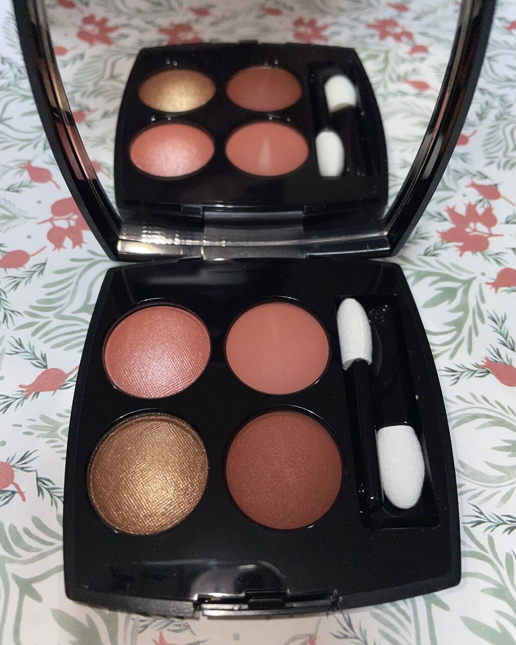 レ キャトル オンブル/CHANEL/アイシャドウパレットを使ったクチコミ（2枚目）