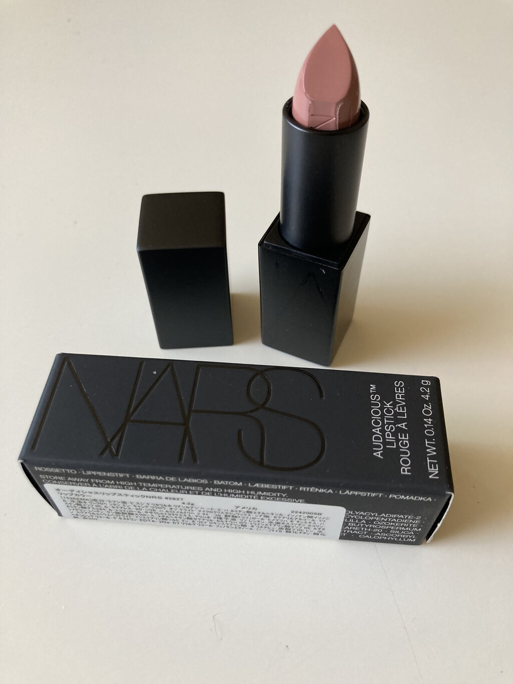 オーデイシャスリップスティック/NARS/口紅を使ったクチコミ（1枚目）