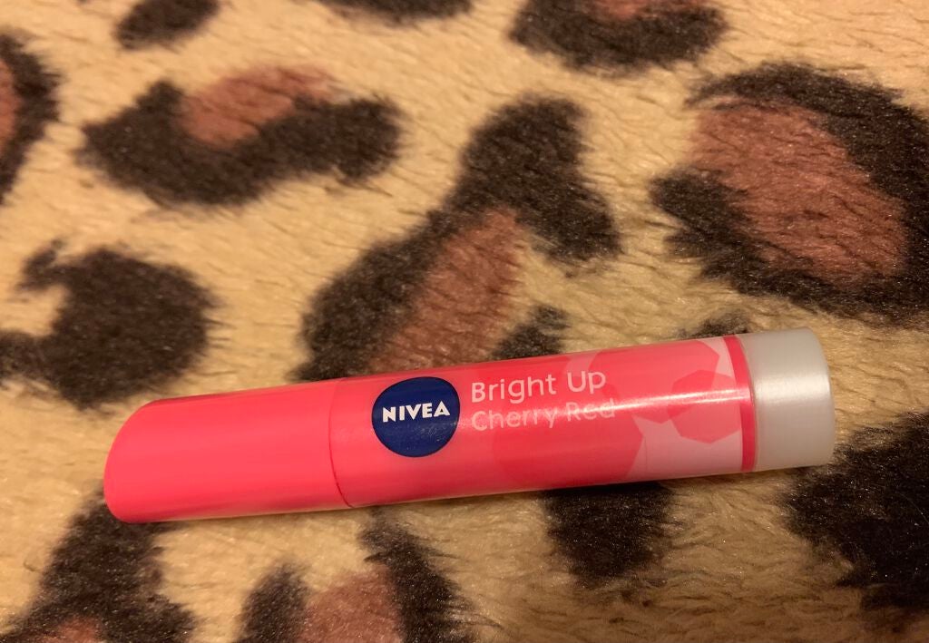 モイストピュアカラーリップ/ニベア/リップクリームを使ったクチコミ(1枚目)