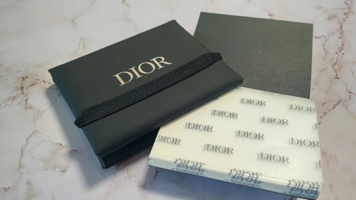 オイルコントロールペーパー/Dior/その他化粧小物を使ったクチコミ（2枚目）