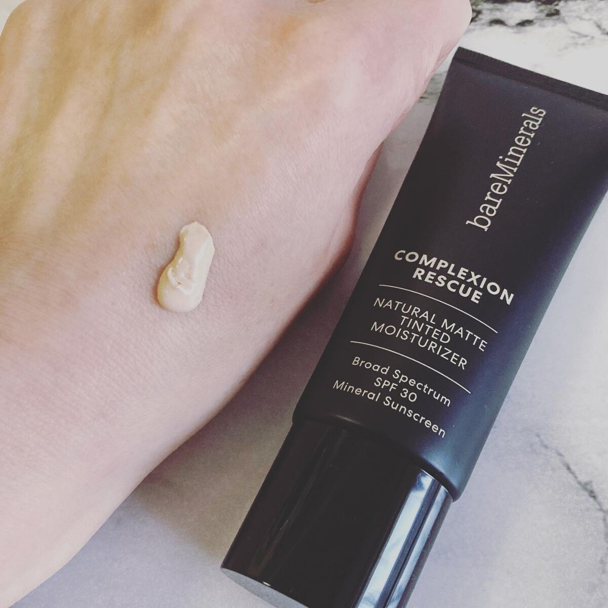 CR ナチュラル マット モイスチャライザー バーチ 1.5/bareMinerals/クリーム・エマルジョンファンデーションを使ったクチコミ（2枚目）