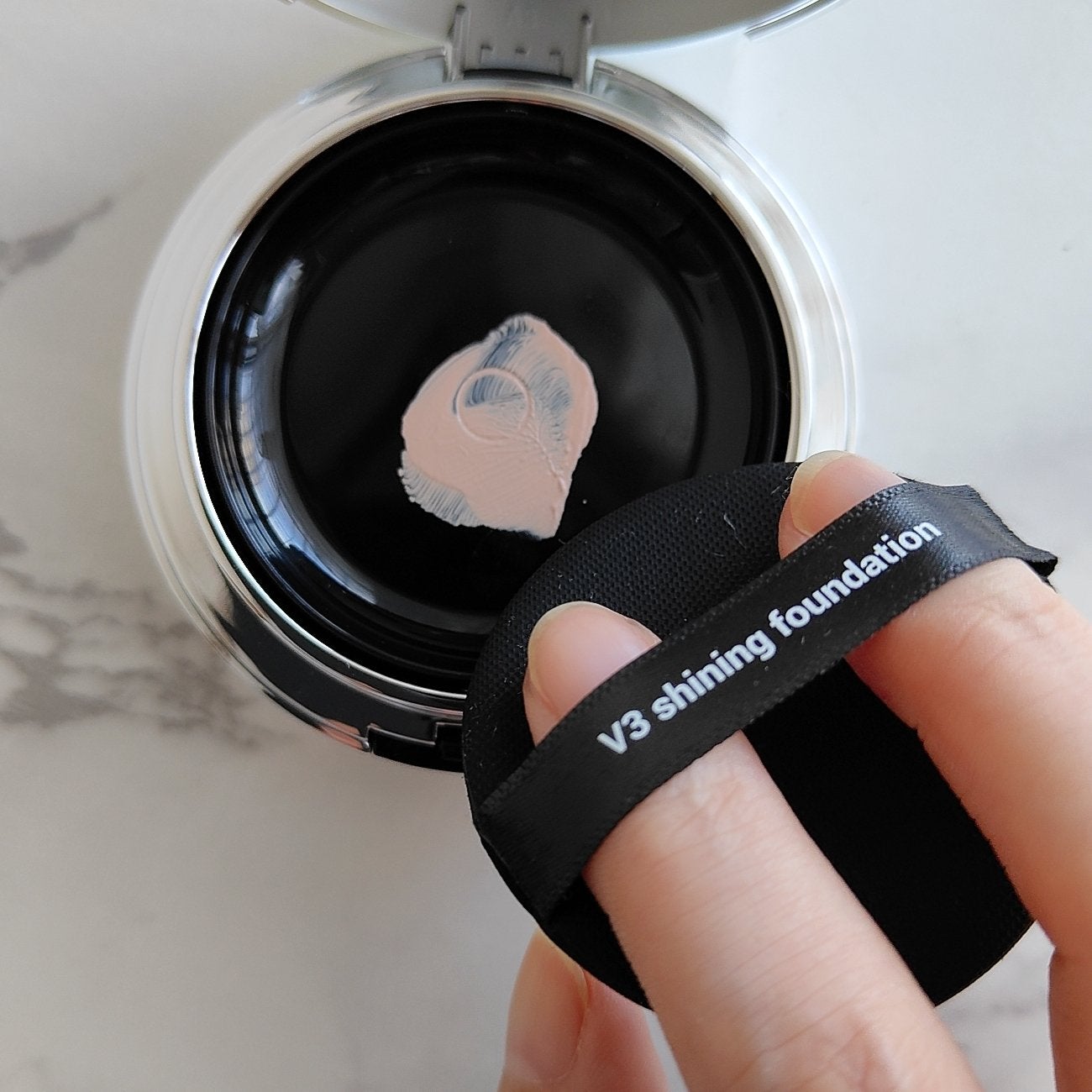 V3シャイニングファンデーション/SPICARE/クッションファンデーションを使ったクチコミ(4枚目)