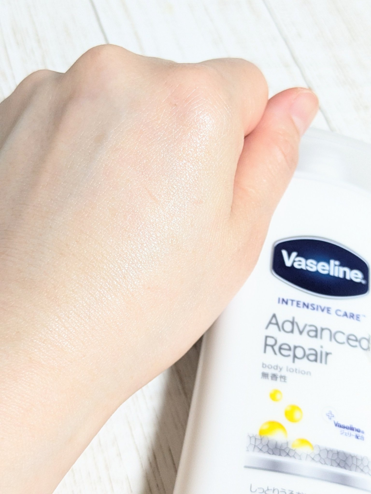 ヴァセリン アドバンスドリペア ボディローション 無香料/ヴァセリン/ボディローションを使ったクチコミ（3枚目）