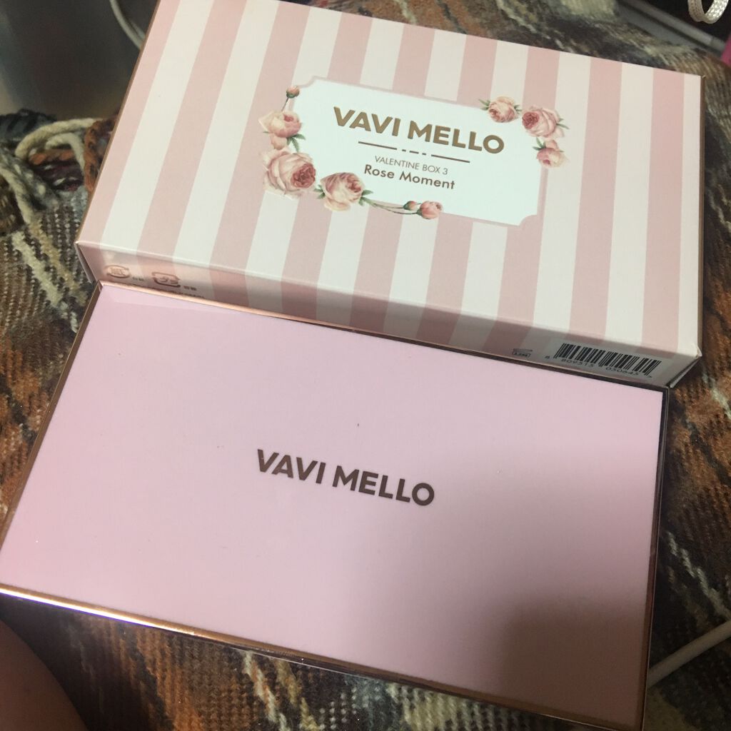 バレンタインボックス3ローズモーメント/VAVI MELLO/アイシャドウパレットを使ったクチコミ（1枚目）