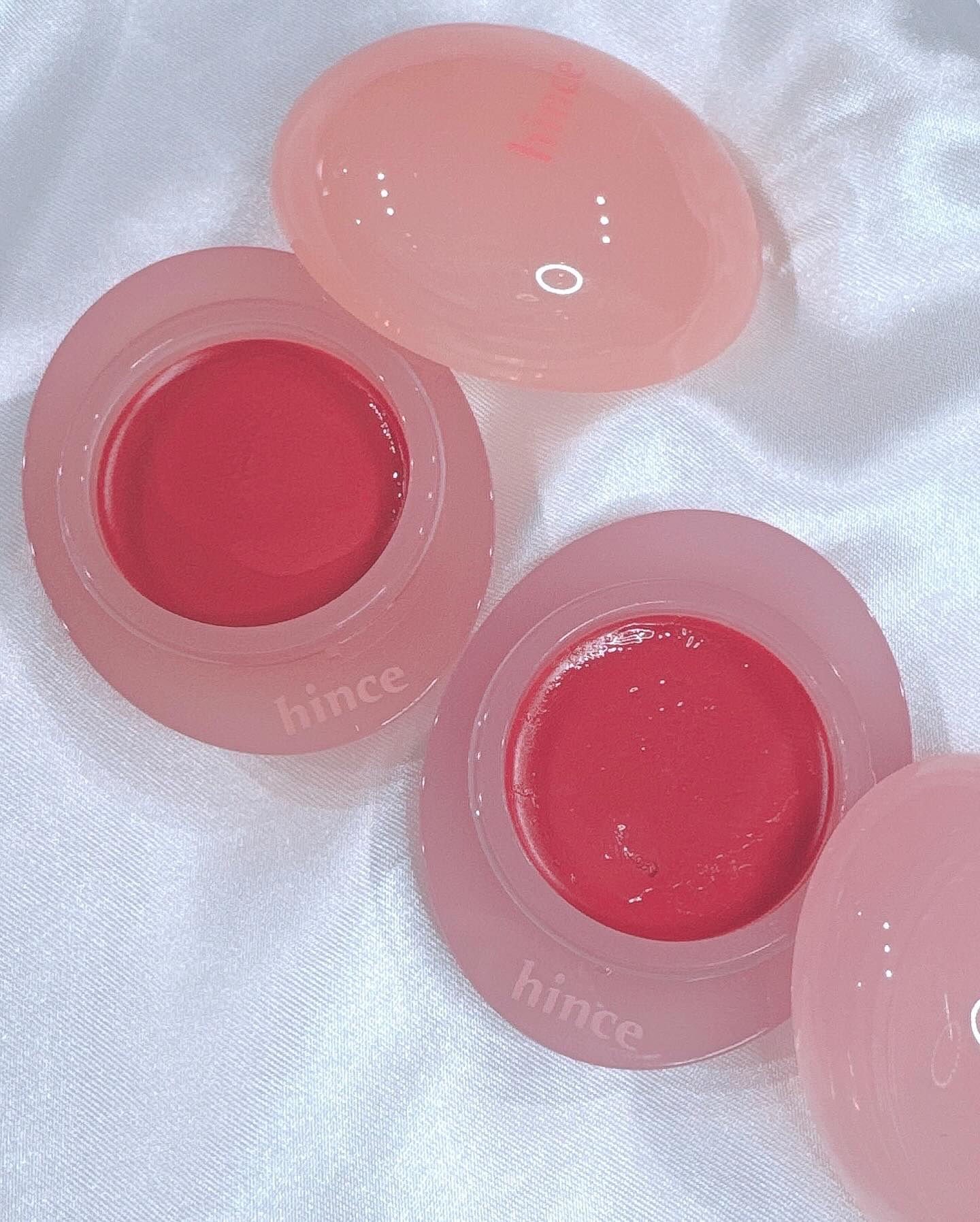 ロウグロウデューイーボール 10 クールローズデュー/hince/リップバームを使ったクチコミ（3枚目）