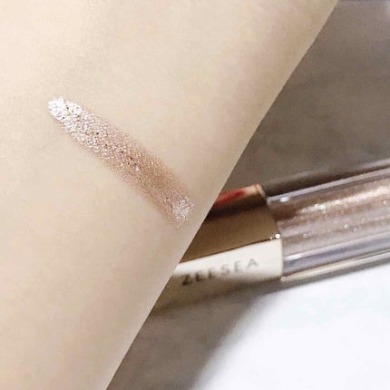 ダイヤモンドシリーズ 星空リキッドアイシャドウ/ZEESEA/リキッドアイシャドウを使ったクチコミ(4枚目)